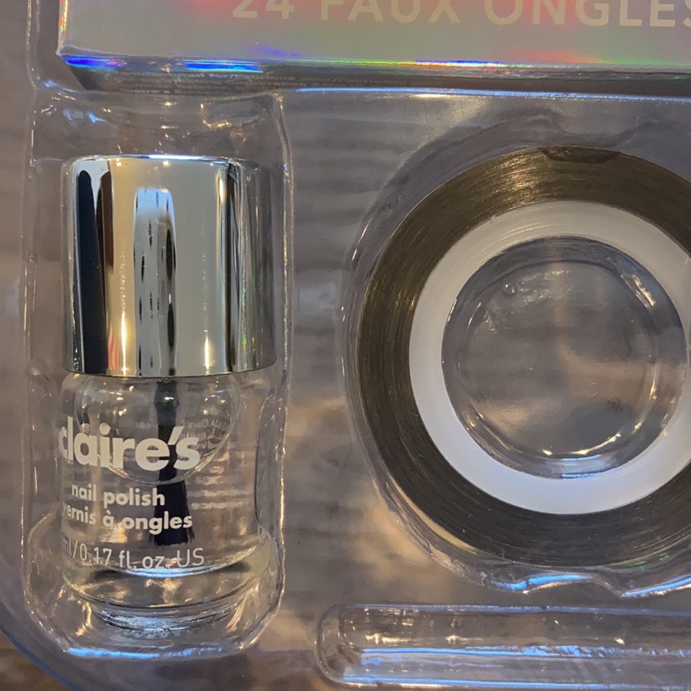 Claire’s Nail Art set - Picture 5 of 8